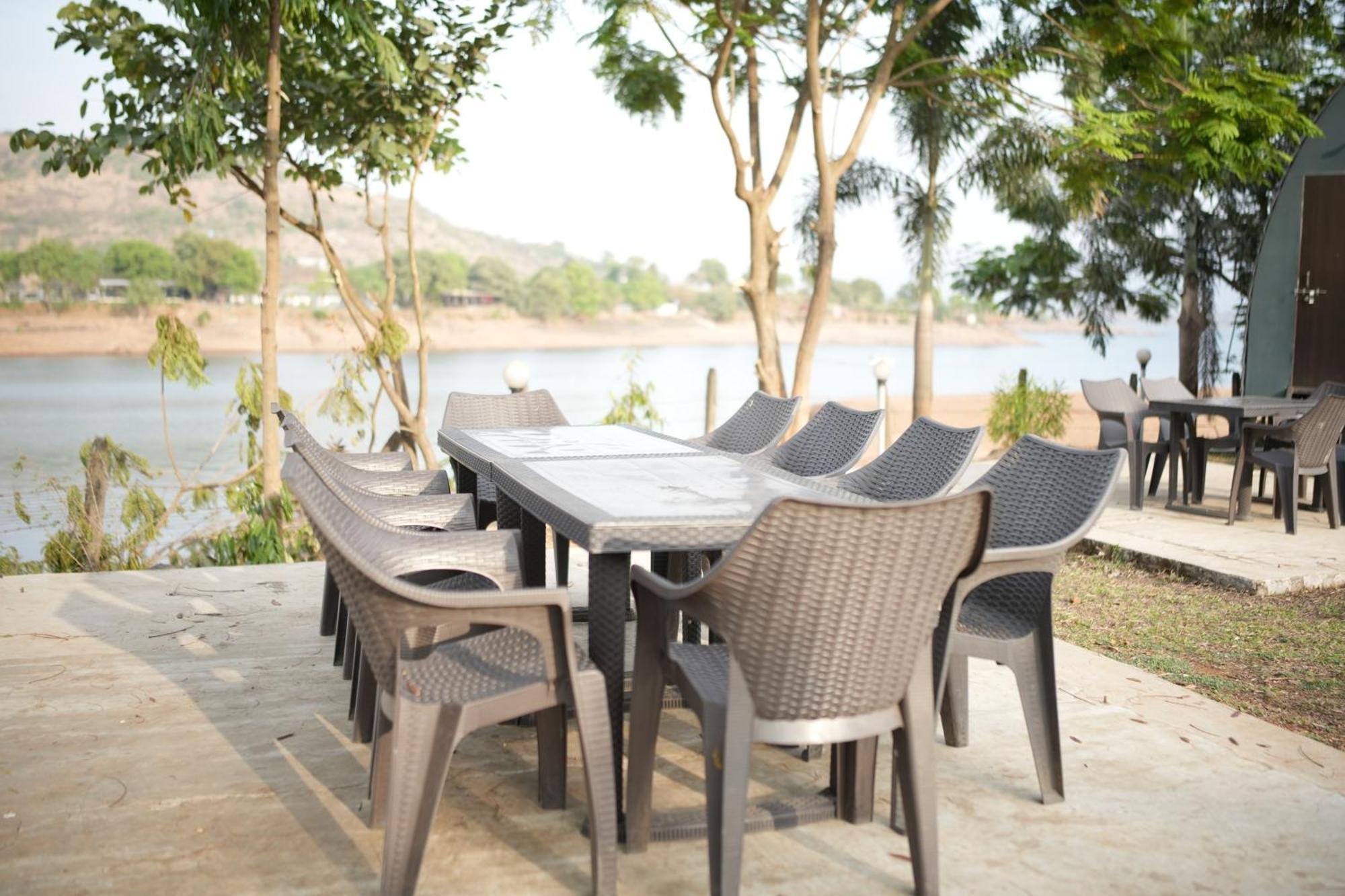 פונה Samadhan Resort And Boating מראה חיצוני תמונה